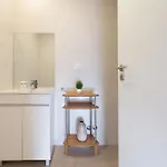 Host Wise - Sunny Bright & Pool Appartement *
