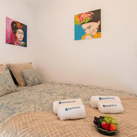 Host Wise - Sunny Bright & Pool *