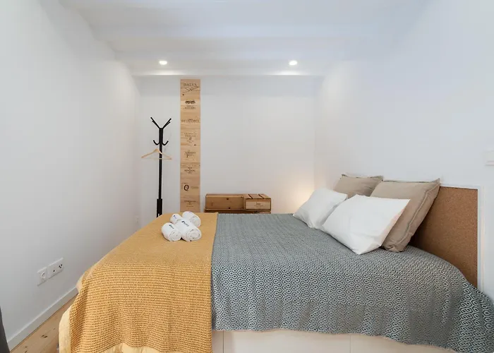 דירה Host Wise - Sunny Bright & Pool *