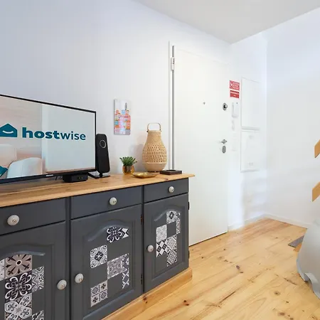 Host Wise - Sunny Bright & Pool *