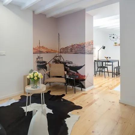 Host Wise - Sunny Bright & Pool Apartament *