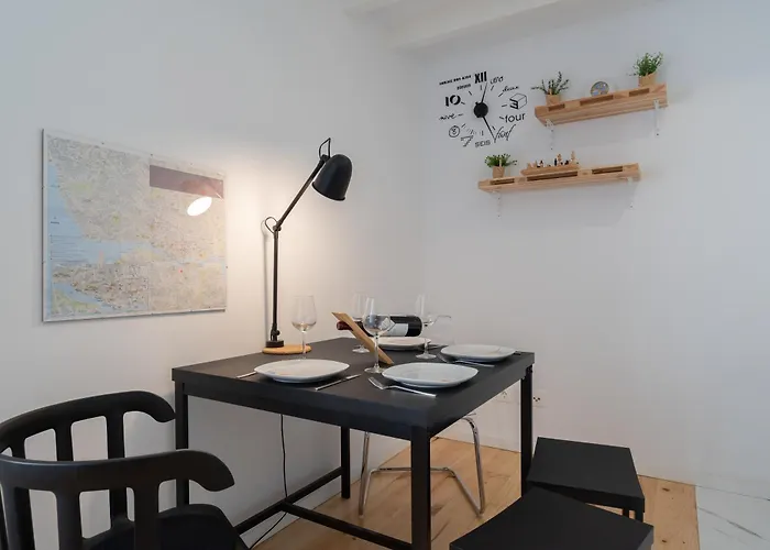 Apartment Host Wise - Sunny Bright & Pool *